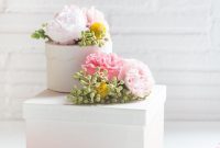 Crafting a Fresh Floral Gift Box