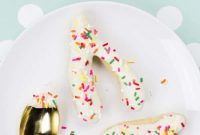 Fluffy Homemade Wishbone Donuts