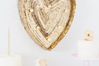 DIY Sparkling Heart Marquee