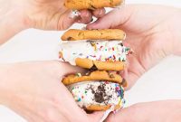 Free Printable Ice Cream Party Invites and Digital Wallpapers