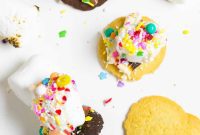 Sprinkle-Topped Holiday Cookie S’mores