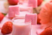 Candy-Inspired Pink Starburst Shot