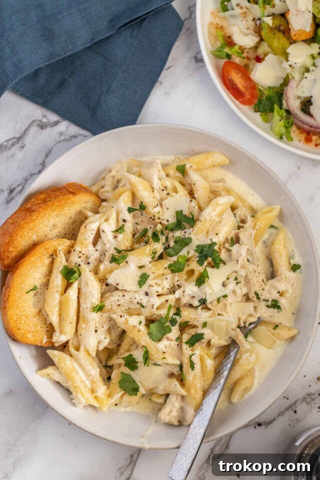 No Oven, No Sweat: 33 Summer Slow Cooker Recipes 32 Crockpot Chicken Alfredo