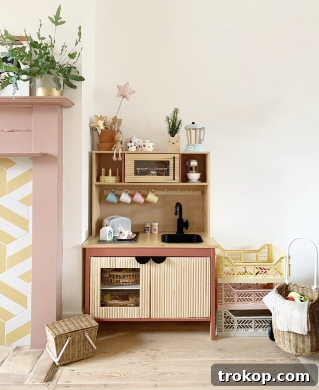 Ikea Duktig kitchen with fluted panels