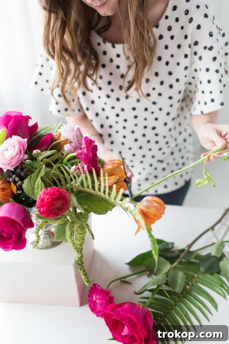 Floral workshop announcement from Sugar & Cloth, inviting creatives to learn flower arranging in Houston.