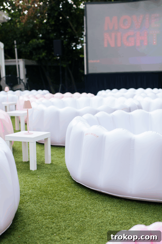 Juliana x Minidip x Jenni's Outdoor Movie Night