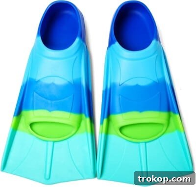 37 Must Have Beach Toys for Endless Vacation Entertainment 40 short swim fins for best beach toys