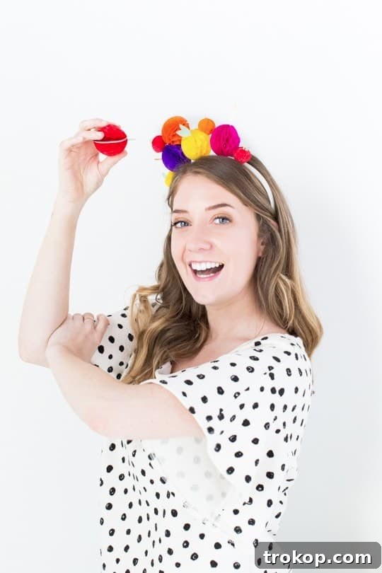 DIY Chiquita Banana Costume: Headband close-up