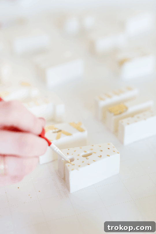 Craft Your Own Edible Chocolate Words 10 DIY edible chocolate messages | Filling silicone molds