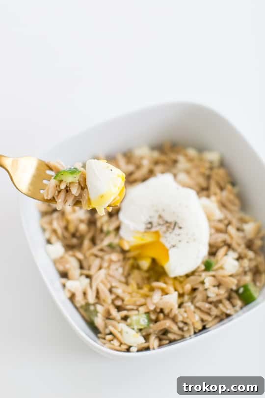 Perfectly Poached Eggs: Methods and Serving Ideas 3 perfect poached eggs