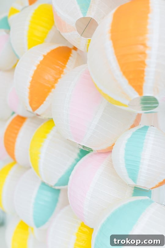 DIY beach ball back drop | sugar & cloth