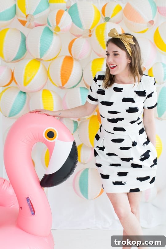 DIY beach ball back drop | sugar & cloth