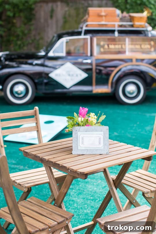 Chic Outdoor Seating and Refreshments for a Southern Themed Event