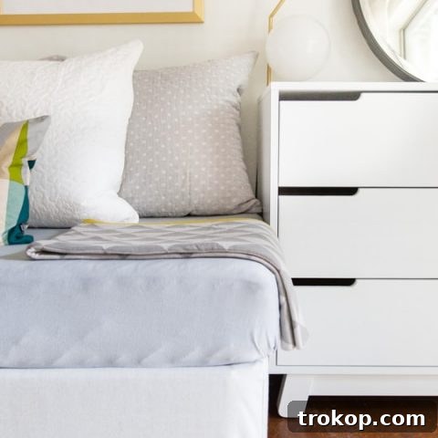DIY Mid-Century Daybed and guest room makeover