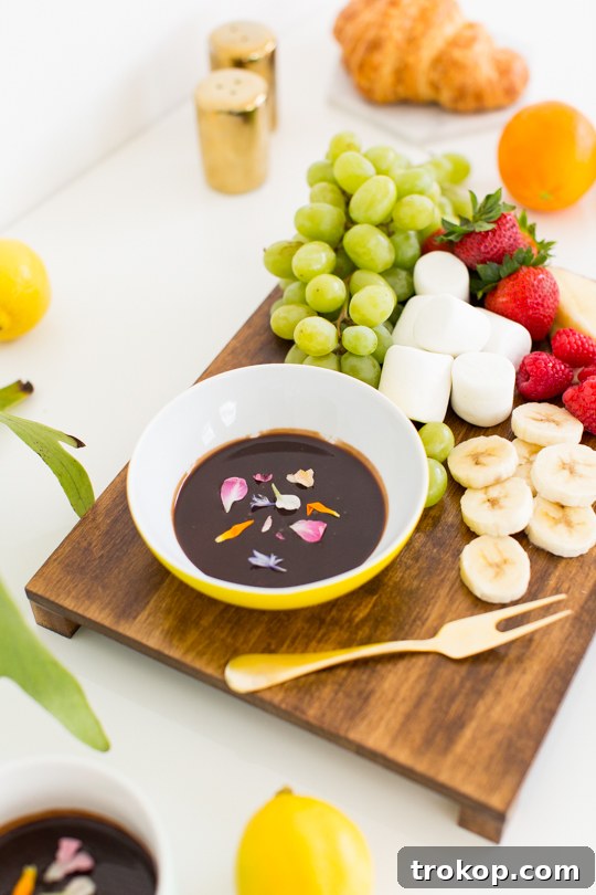 DIY serving tray - Sugar & Cloth - Entertaining