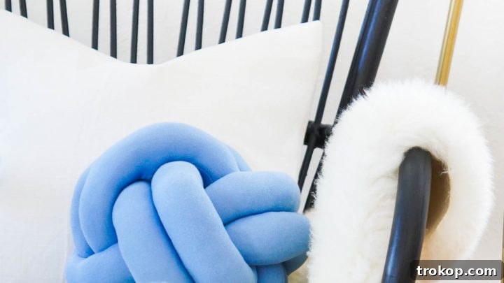 How to Make a DIY Knot Pillow