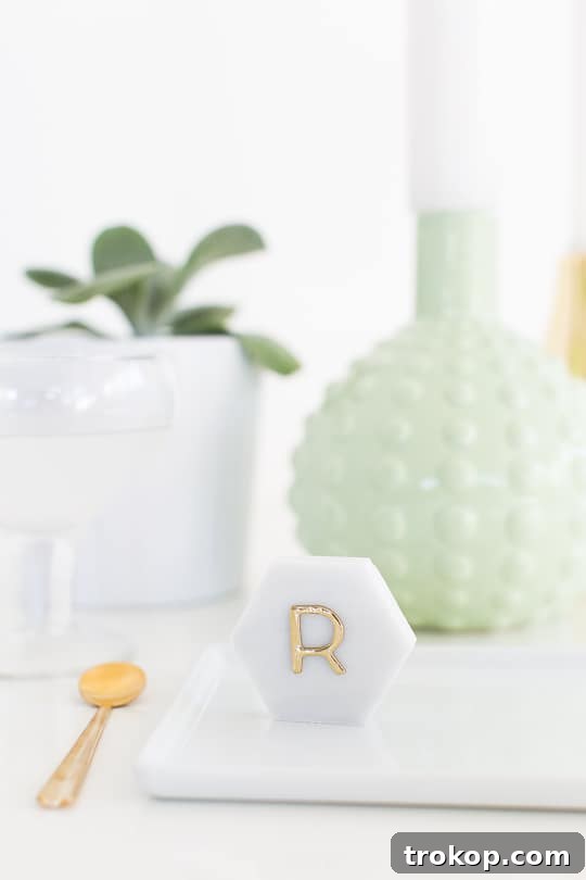 DIY Marble Hexagon Place Cards-3