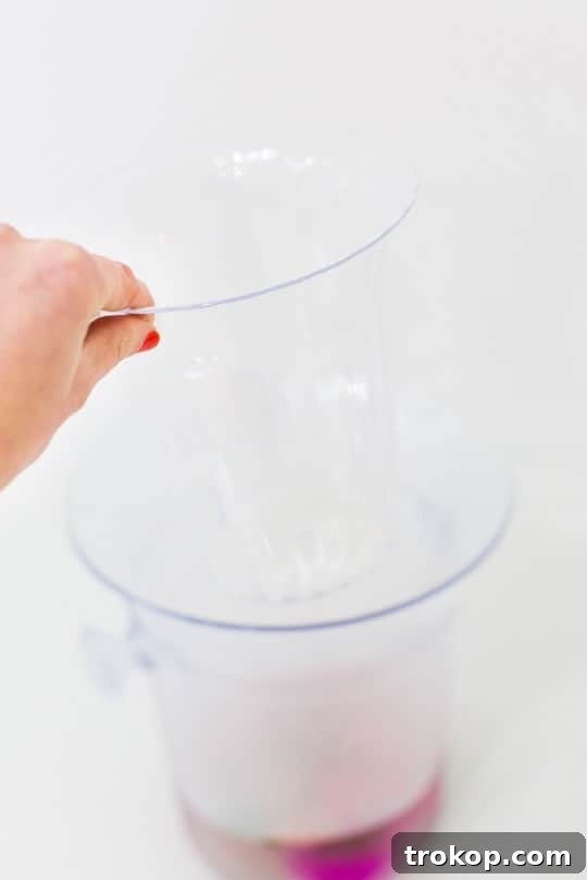DIY frozen wine bucket - sugar & cloth 