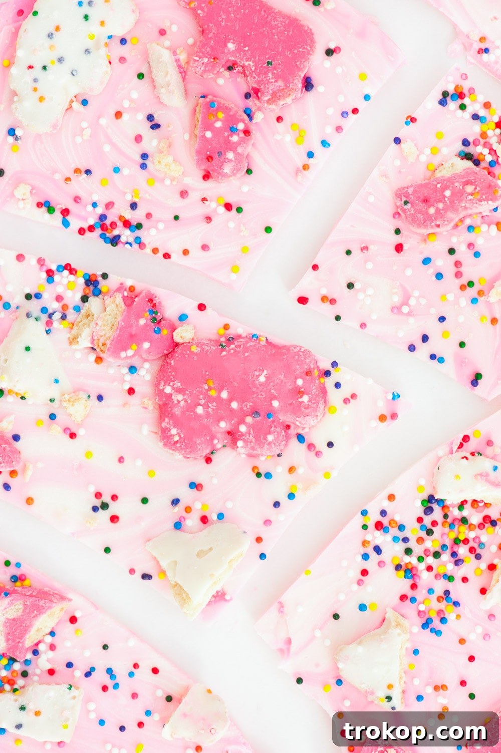 Frosted Carnival Cookie Crunch 3 Easy Circus Animal Cookie Bark Recipe