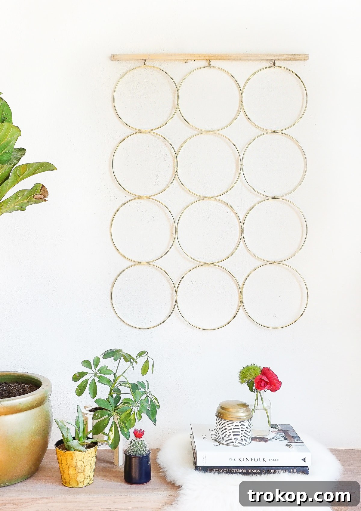 A simple and sophisticated DIY brass ring wall decor to hang at home! - sugar and cloth