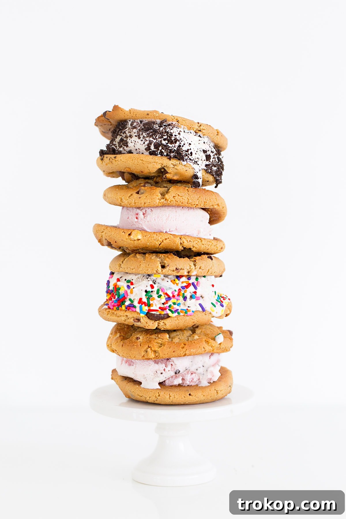 The perfect summer dessert: a Baskin-Robbins warm cookie ice cream sandwich, ideal for a sweet escape.