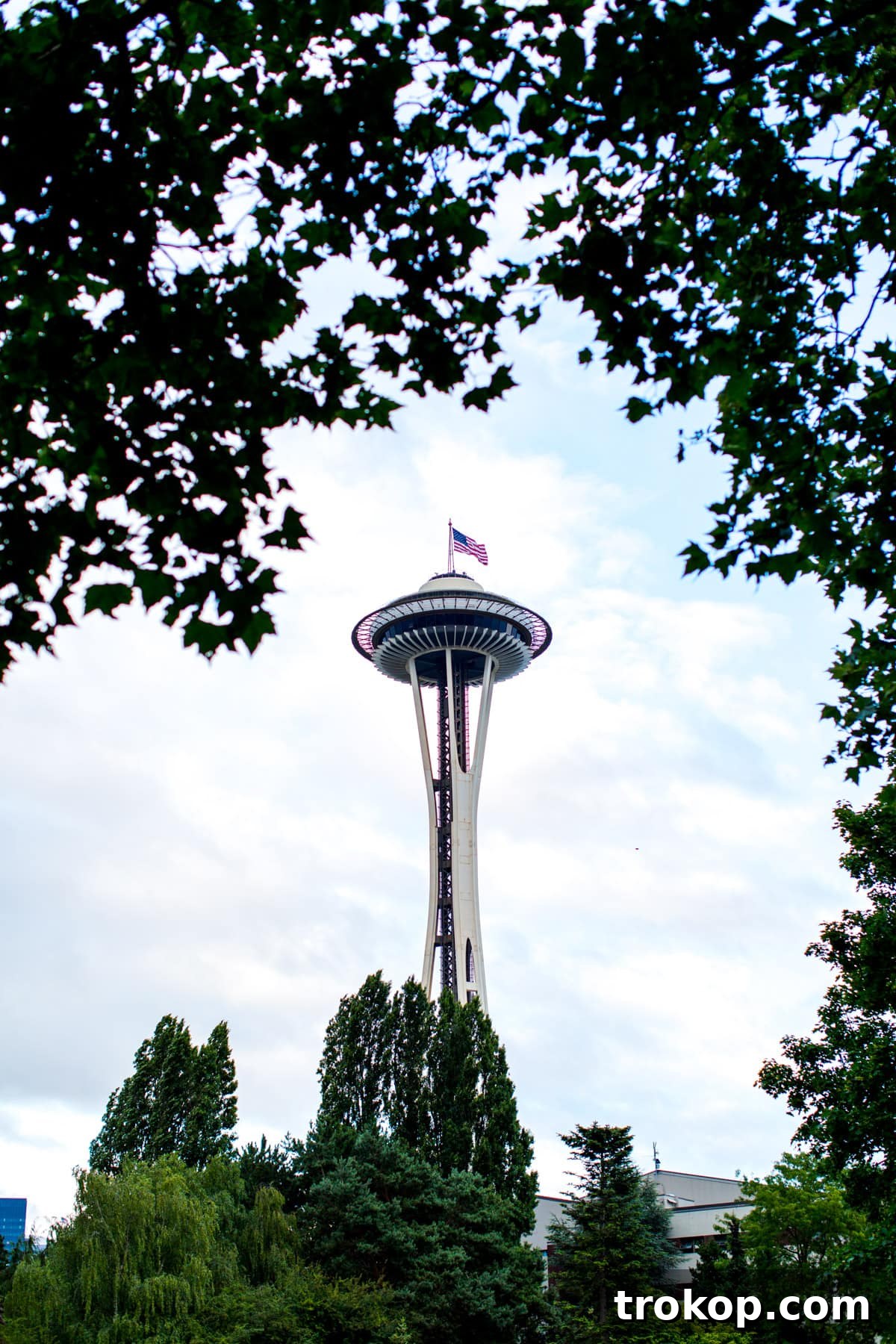 Behind the Scenes: July Snapshot 15 Sugar & Cloth's travel guide to Seattle: Must-see spots and blogger recommendations.