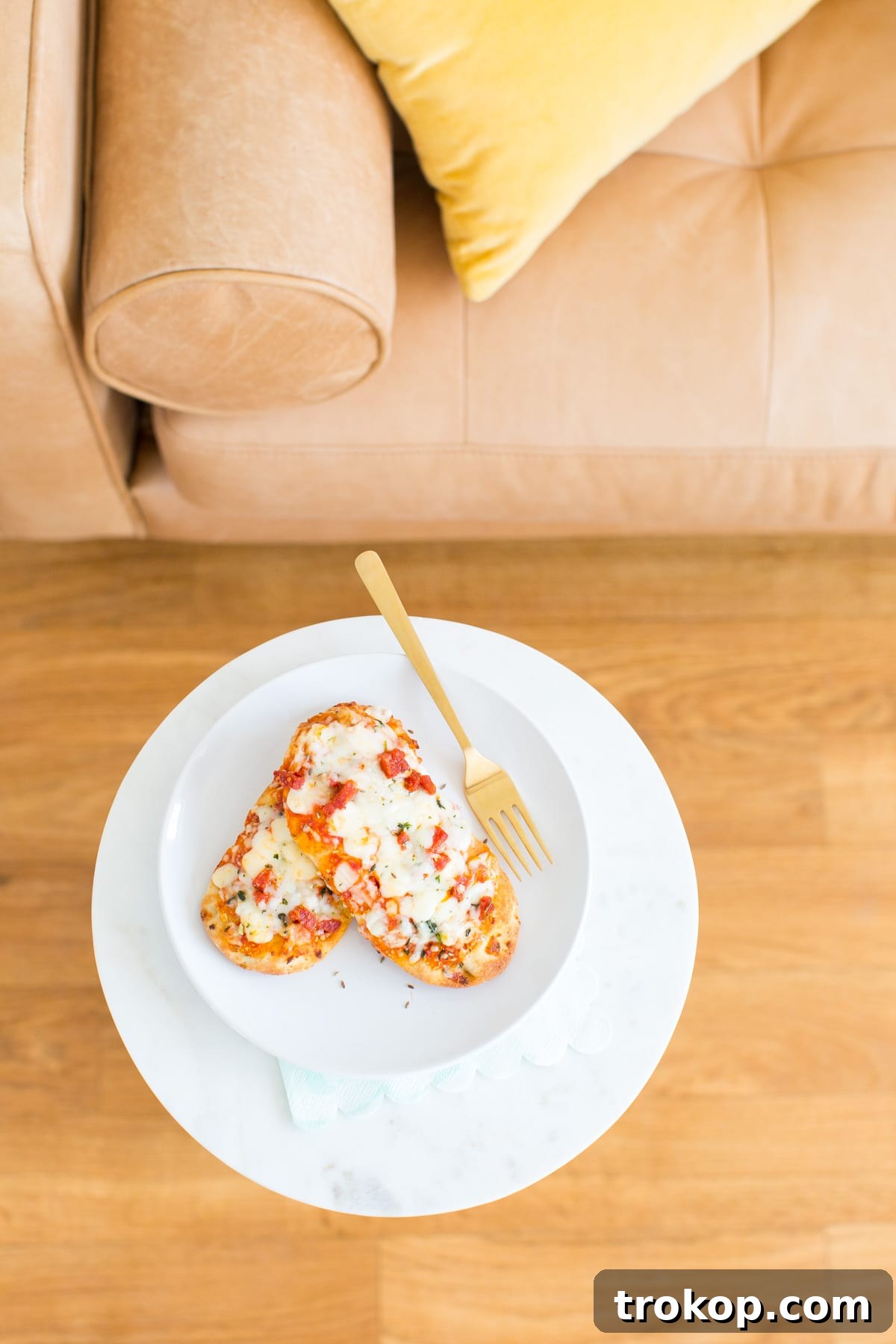 DIY marble and gold c table for tv dinners and snacking! - sugar and cloth - houston blogger - ashley rose #movienight #table #diytable #ctable #roundtable #marble #gold #homedecor #pizza