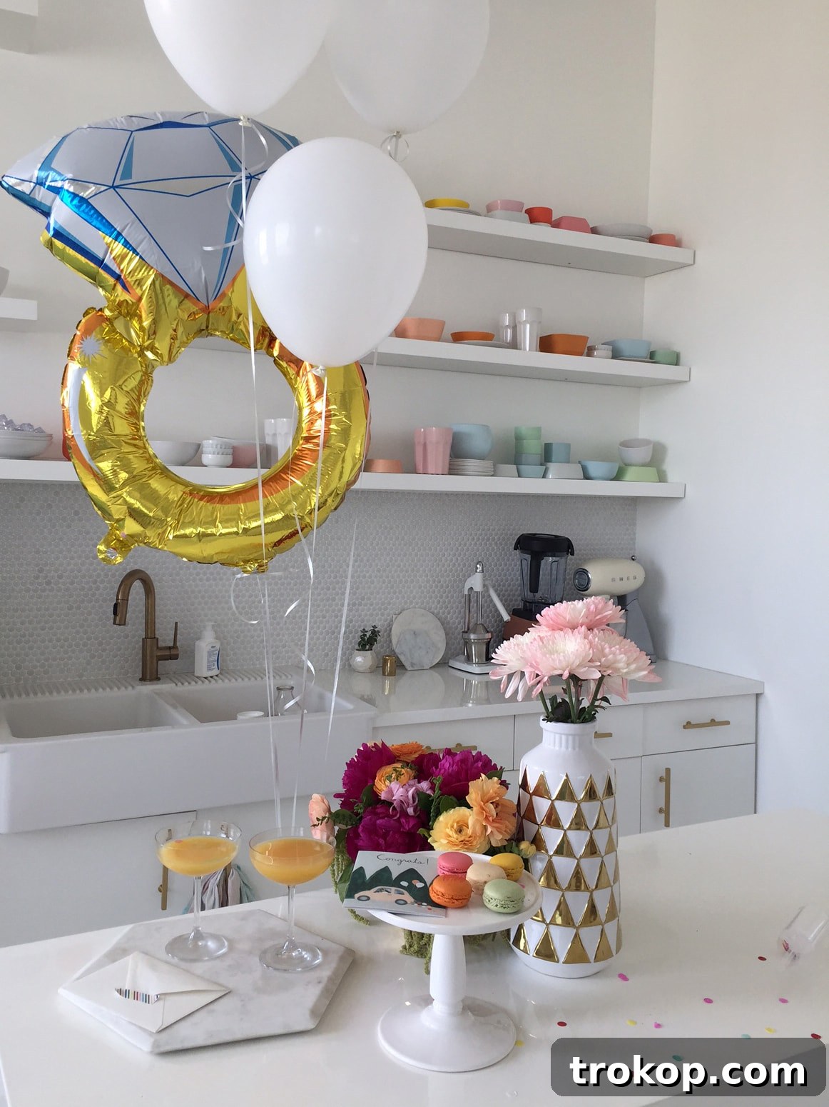 We're engaged! Sugar & Cloth - Wedding - Houston Blogger - Snapchat Reveal