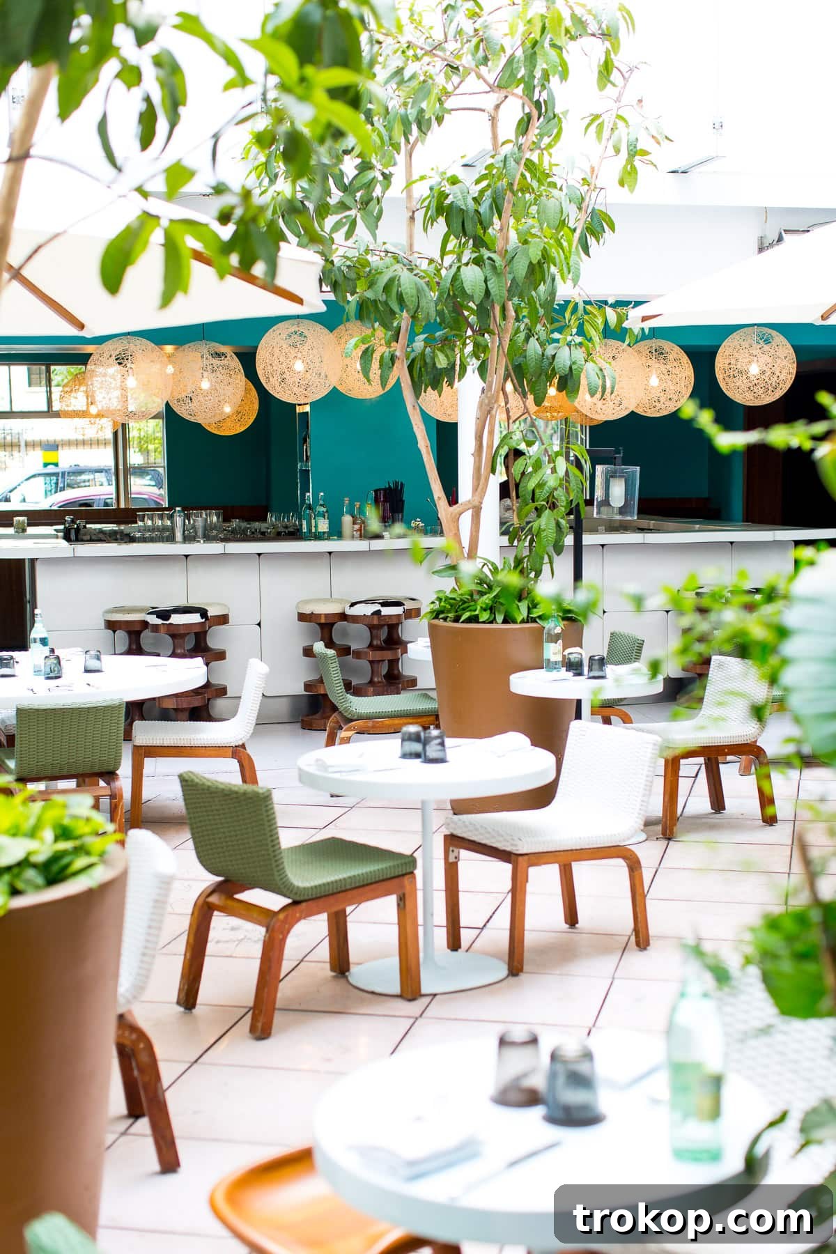 Exploring Condesa Mexico Citys Art Deco Charm 7 Follow along on our travels! A Mexico City guide in Condesa - Sugar & Cloth