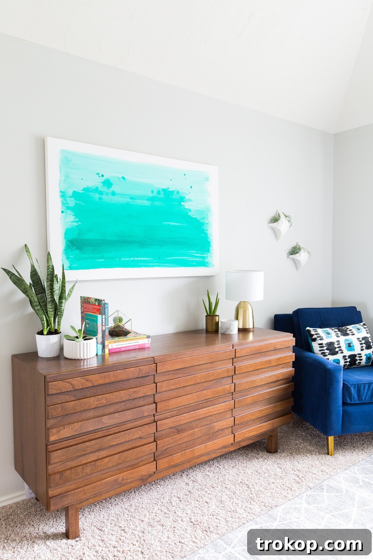 Zach and Caitlin's Simple Bedroom Makeover: Before and After 11 A before and after simple bedroom makeover as a gift to our fam! - sugar and cloth - home decor - best DIY blog - houston - ashley rose