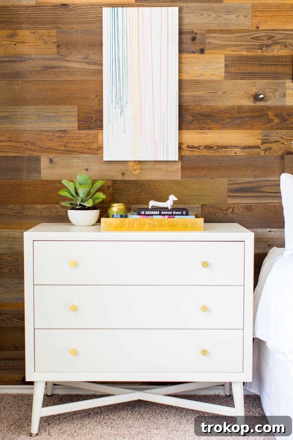 Zach and Caitlin's Simple Bedroom Makeover: Before and After 8 A before and after simple bedroom makeover as a gift to our fam! - sugar and cloth - home decor - best DIY blog - houston - ashley rose