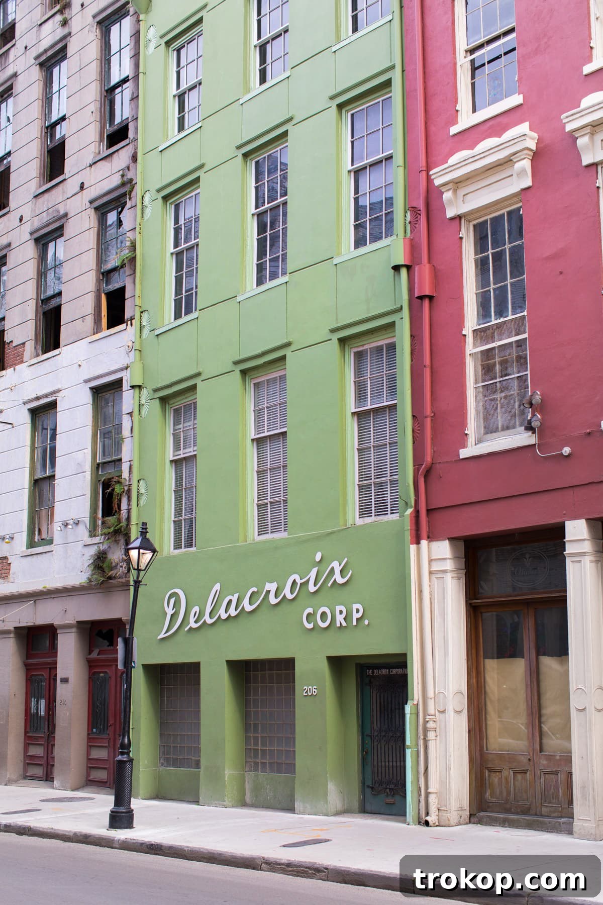 A Colorful Travel Guide to New Orleans in 24 Hours - Sugar & Cloth - Travels - Houston Blogger