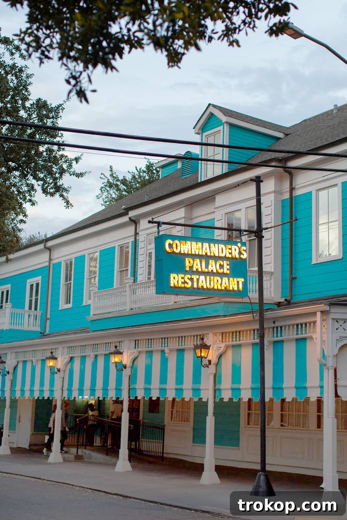 A Colorful Travel Guide to New Orleans in 24 Hours - Sugar & Cloth - Travels - Houston Blogger