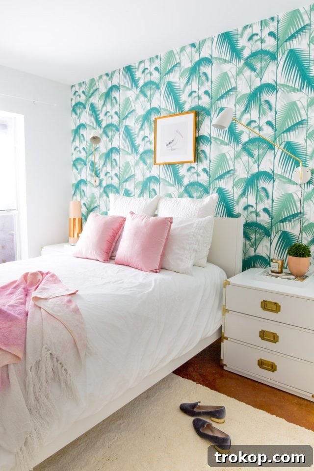Our Weekend Guest Room Flip 2 Sharing our guest room before & after weekend makeover that we squeezed in before the holidays! - sugar and cloth