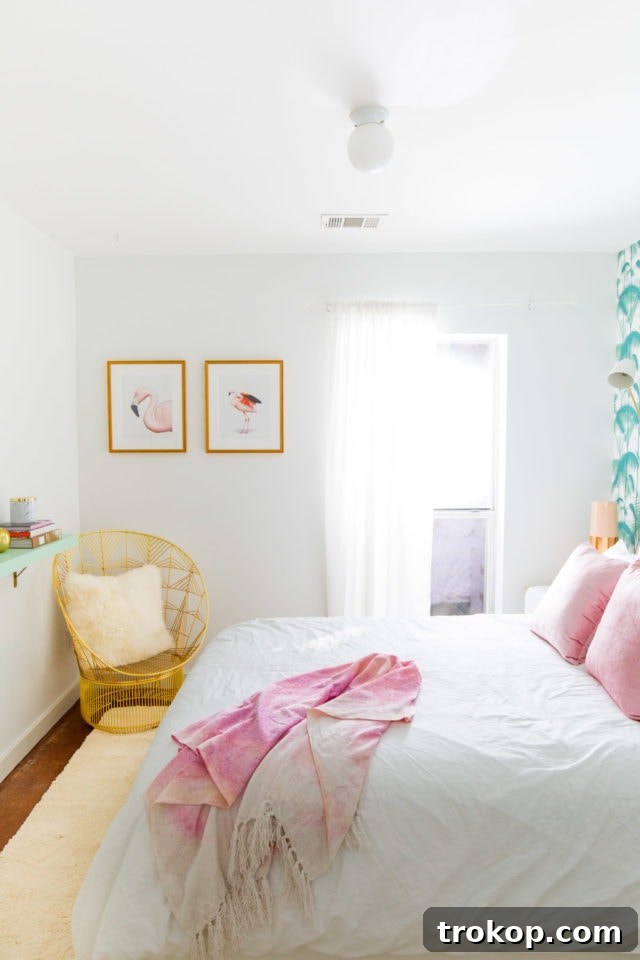 Our Weekend Guest Room Flip 11 Sharing our guest room before & after weekend makeover that we squeezed in before the holidays! - sugar and cloth