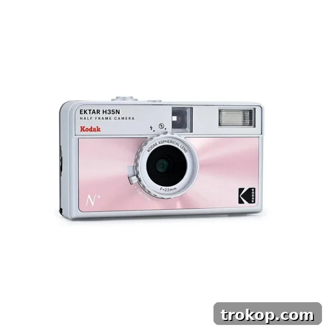 KODAK EKTAR H35 Half Frame Film Camera