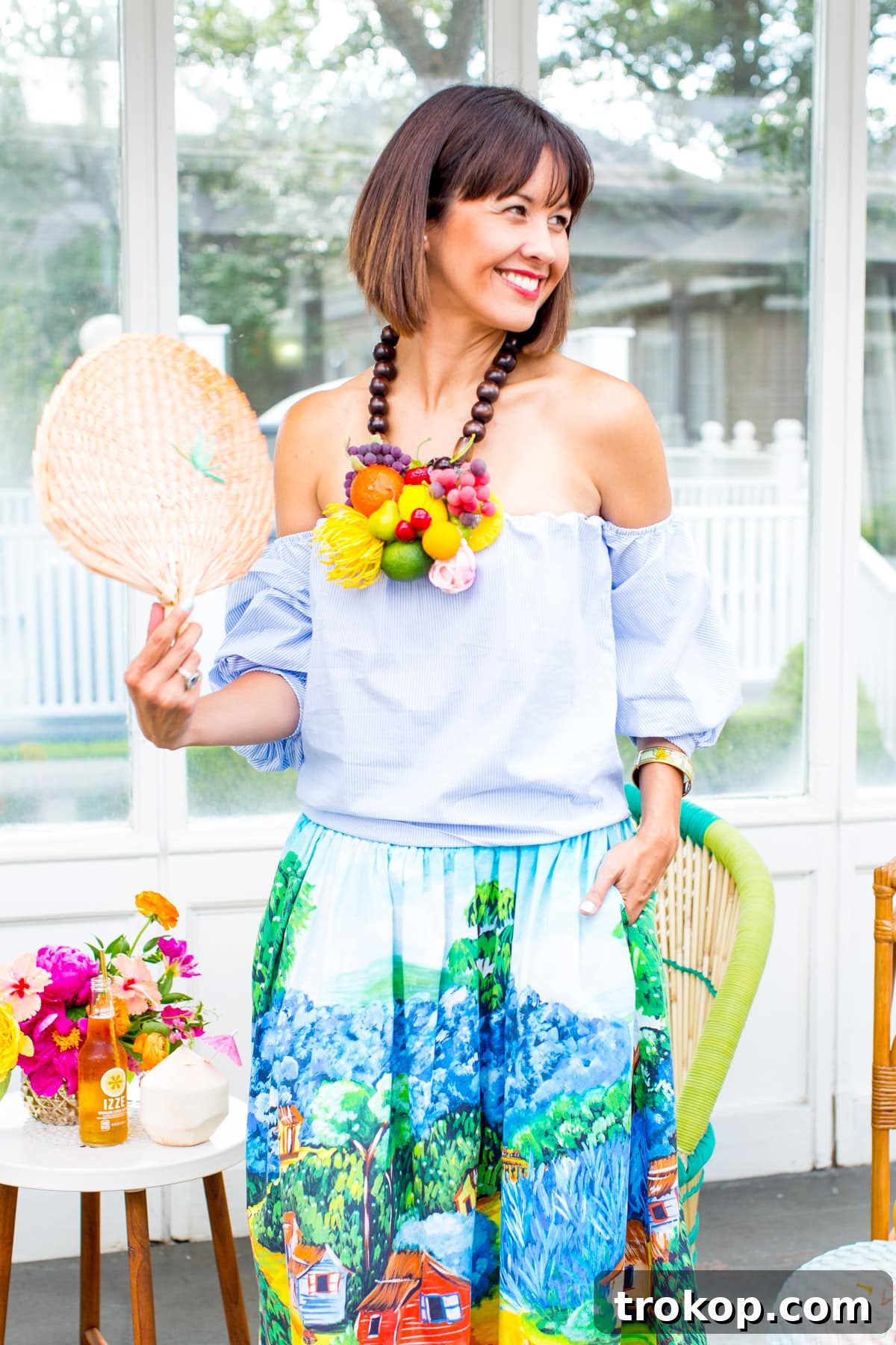 DIY Geometric Embroidered Fans by Ashley Rose of Sugar & Cloth, an award winning DIY blog.