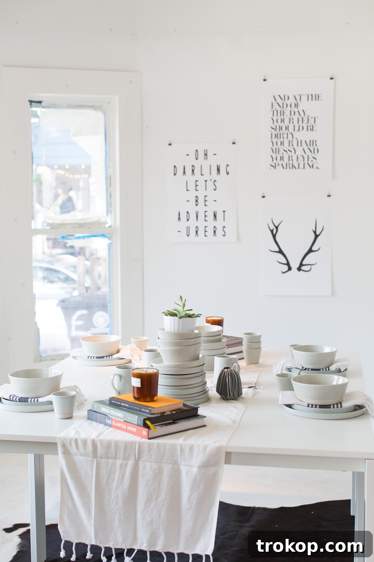 A photo lover's guide to Houston - Favorite Houston photo ops & cocktails by Ashley Rose of Sugar & Cloth, a lifestyle blog in Houston, TX