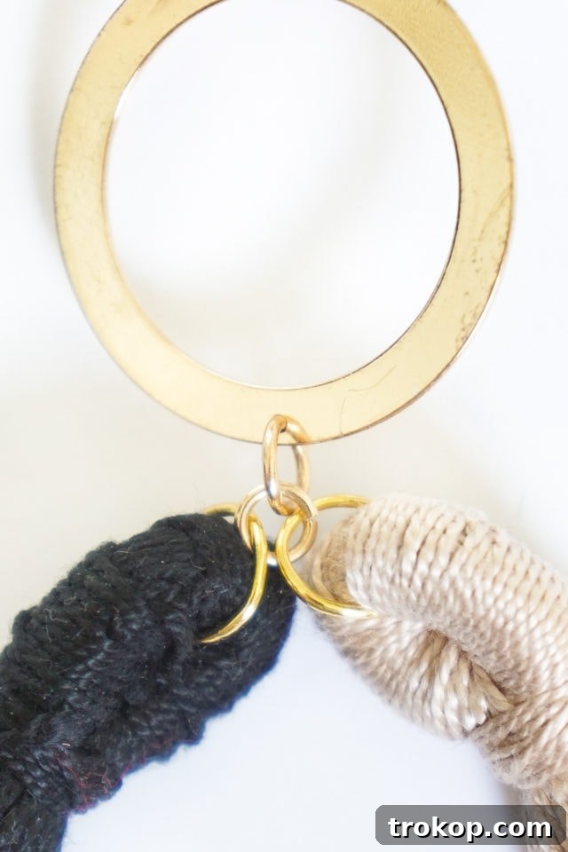 Step 4: Assembling the tassels and connecting them to a brass circle with jump rings