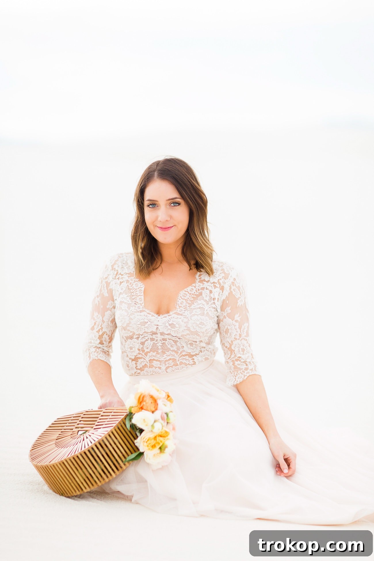 Beautiful sunset views over the White Sands during the elopement