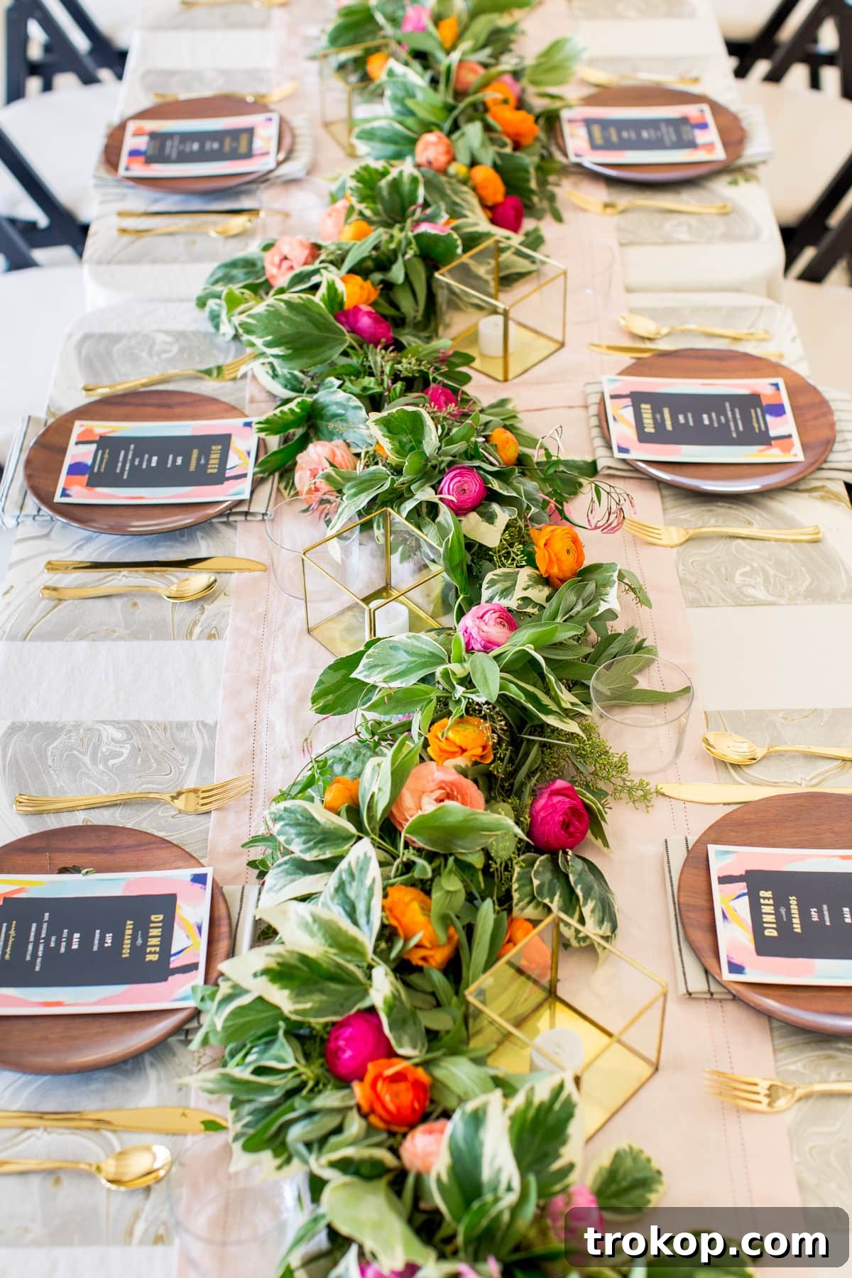 Farmhouse Feast: A Blogger's Tablescape in Round Top 17 Round Top Blogger Retreat: Table Setting Inspiration