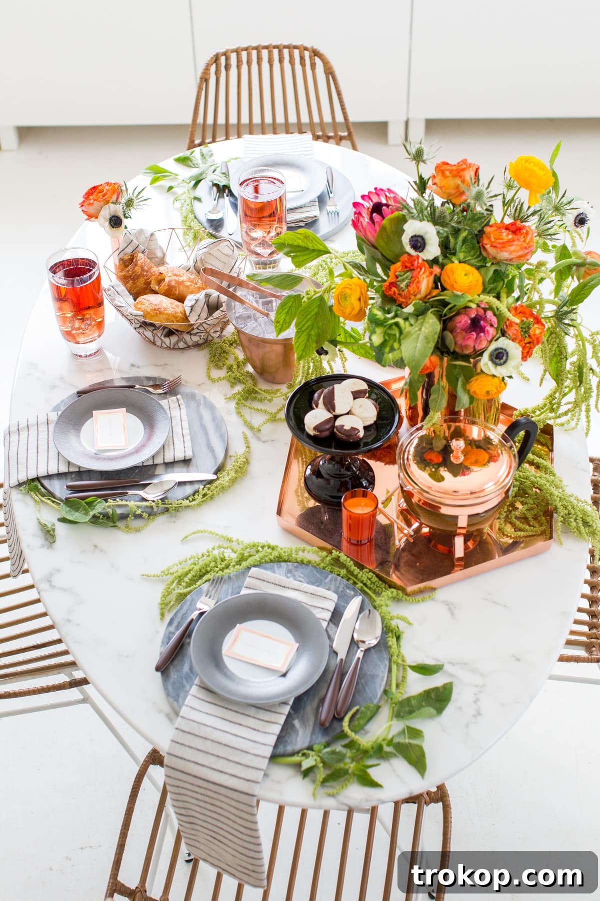 Gothic Glamour: Elevated Halloween Tablescapes 5 A Sophisticated Halloween Dinner Table Setting