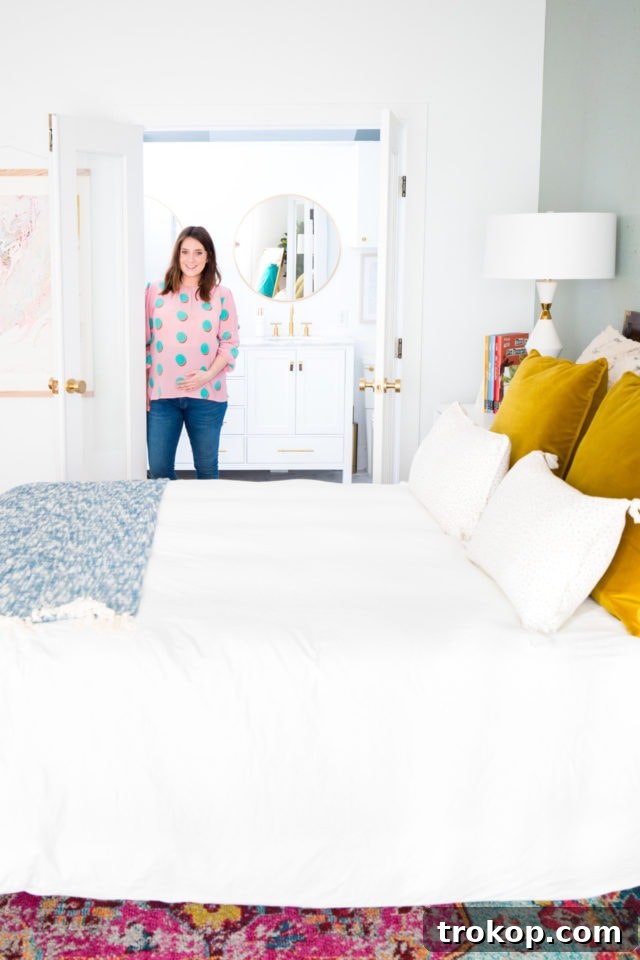 Master Suite Oasis Unveiled 27 Cohesive Master Bathroom Design with Gold Hardware