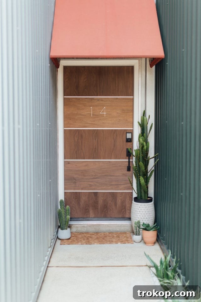 Effortless Front Door Transformation 11 Sugar & Cloth Casa: Our Front Door Makeover Before + After by top Houston lifestyle blogger Ashley Rose of Sugar & Cloth