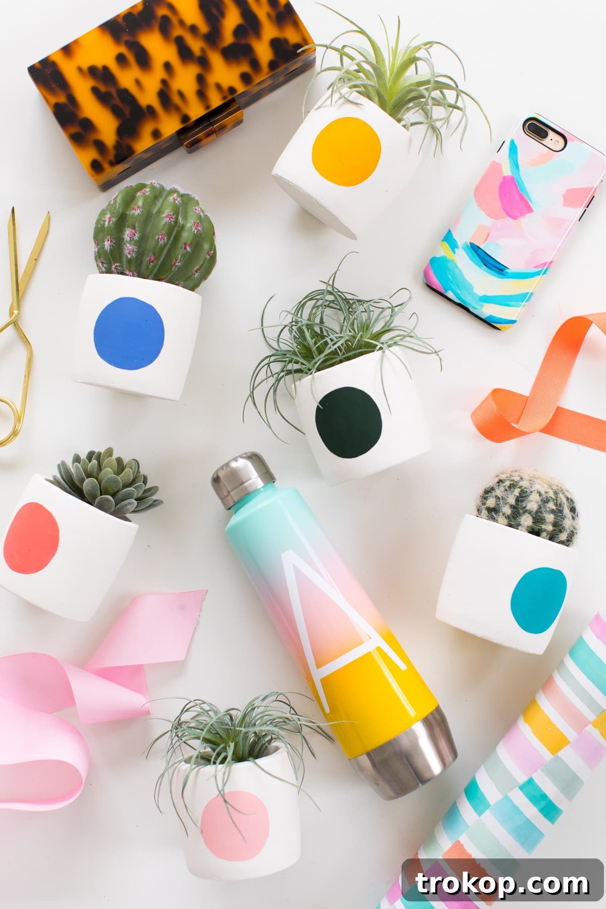 A comprehensive spread of my favorite Etsy finds for Christmas, perfect for a family gift guide under $75. Featuring handmade items, unique decor, and stylish gifts by top Houston lifestyle blogger Ashley Rose of Sugar and Cloth. Keywords: christmas gifts, gift guide, holidays, presents, ideas, family, winter, handmade, etsy finds, shopping, home decor, style.