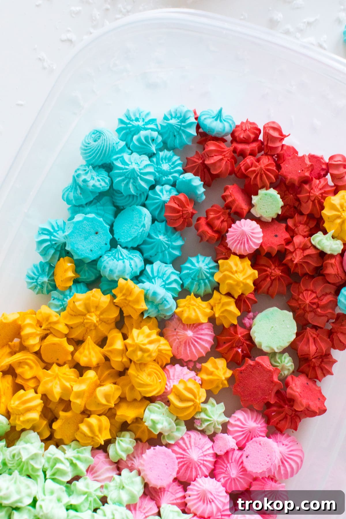 Festive Wreath Macaron Delights 5 meringue dots How to Make Holiday Wreath Meringue Macarons by top Houston lifestyle blogger Ashley Rose of Sugar & Cloth #holiday #cookies #meringues #wreath #christmas #ideas