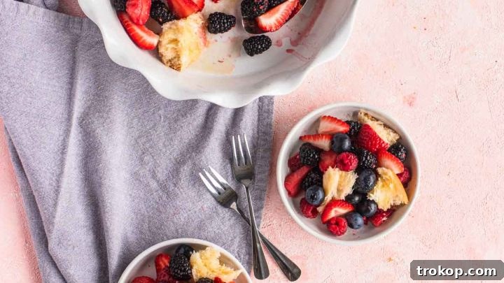 Berry Panzanella Salad