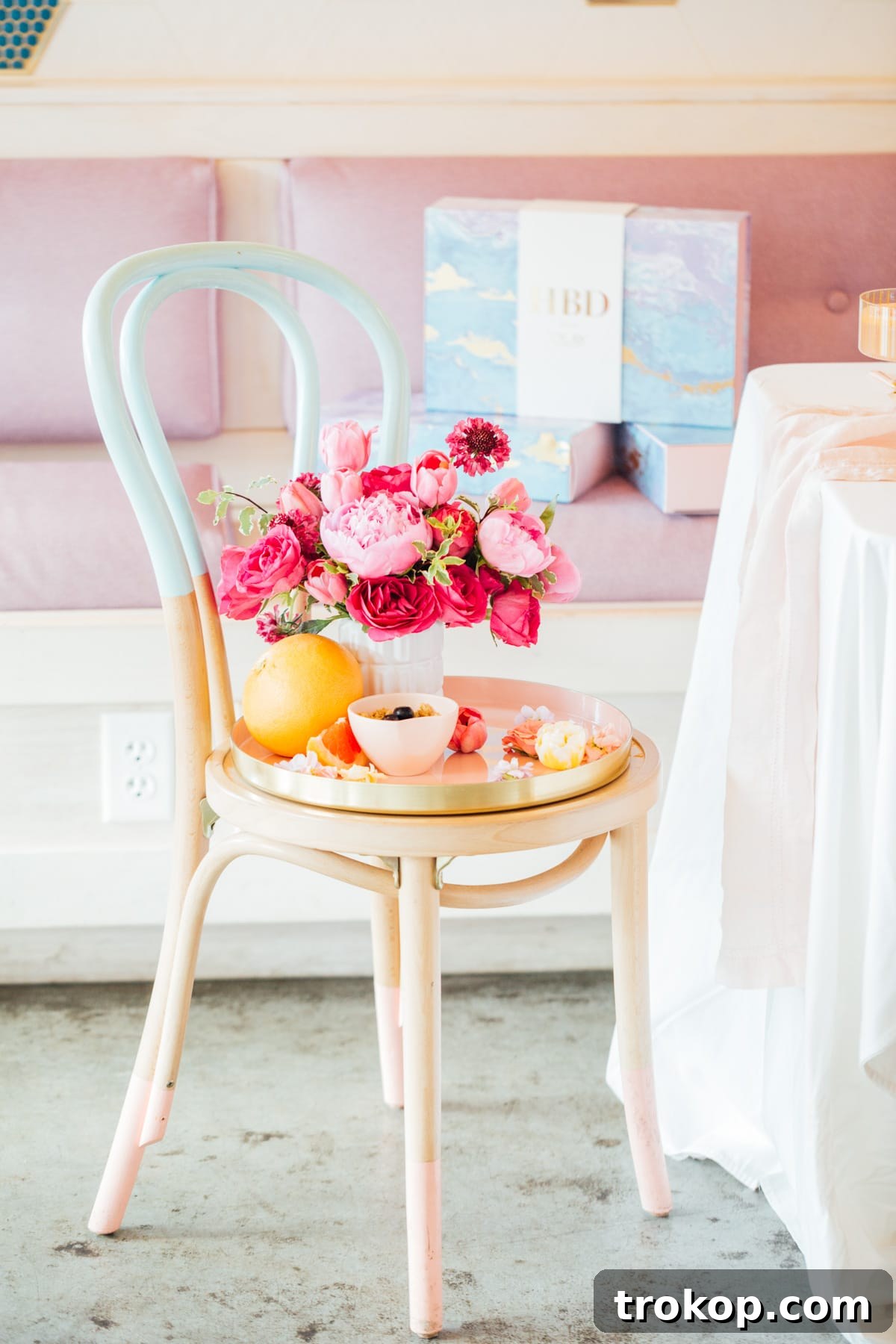 Inspiring spring flower ideas for your next festive brunch or party