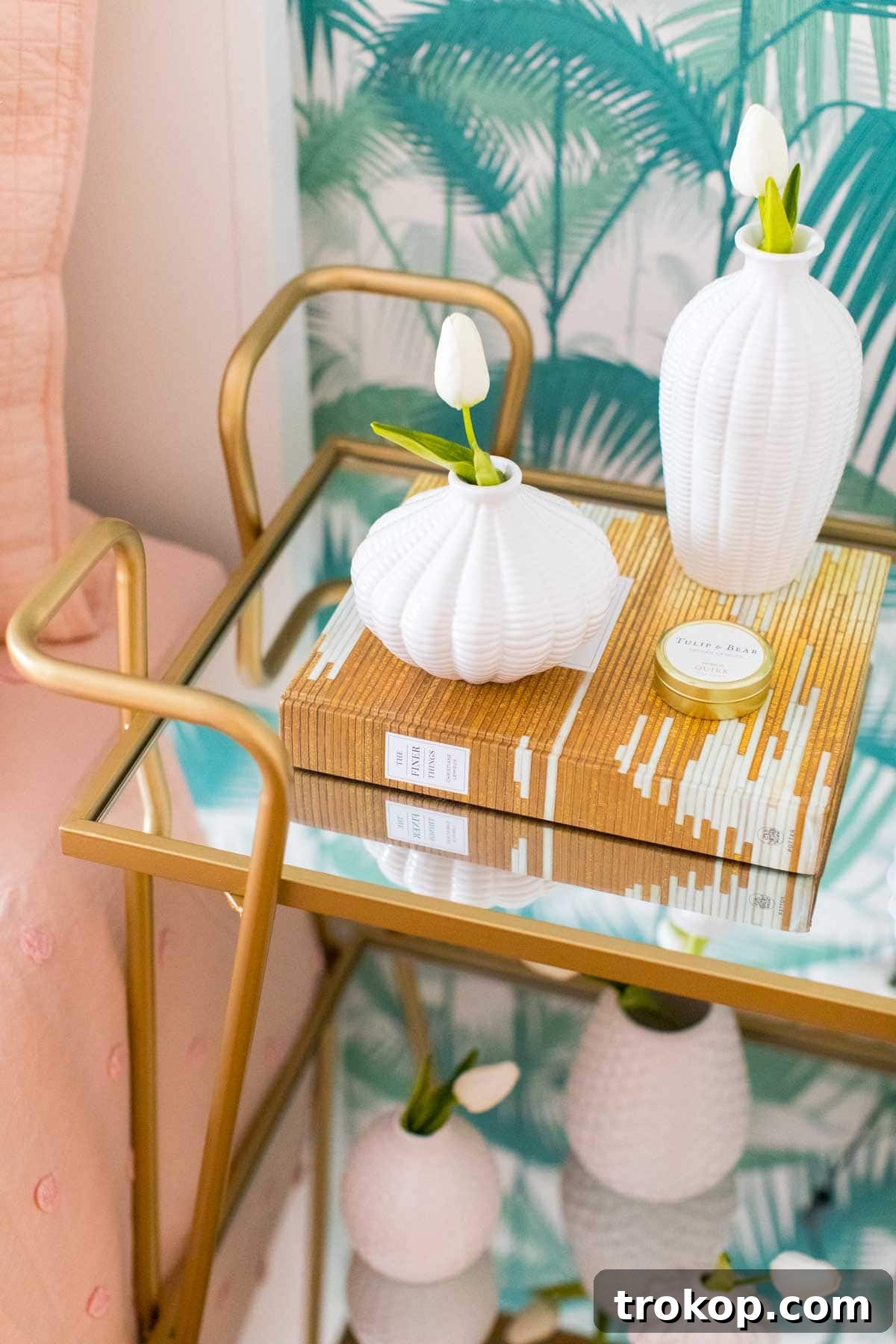 Guest bedroom refreshed for home staging - Image 4: Elegant bedside table with minimalist decor