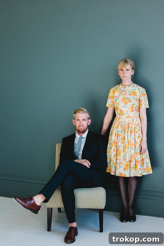 41 Handmade Halloween Costumes for Dynamic Duos 36 Man and woman dressed as Don and Betty Draper from Mad Men for a sophisticated DIY couples costume.